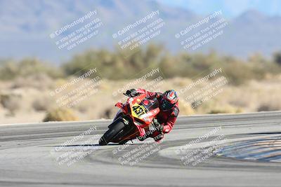 media/Dec-07-2025-CVMA (Sun) [[3e7d2de5dc]]/Race 10-Formula 40 Open/